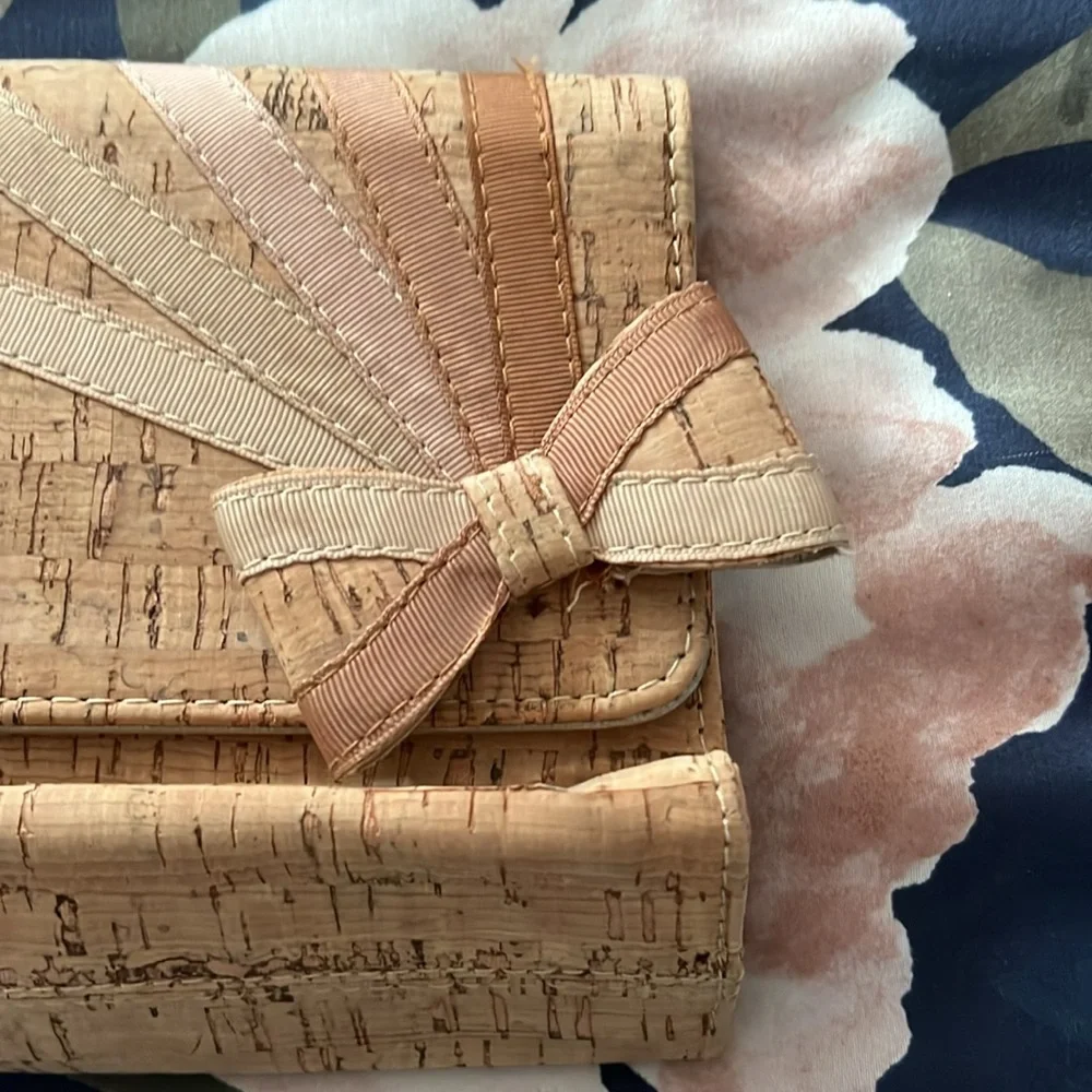 Cork clutch - Picture 2 of 3